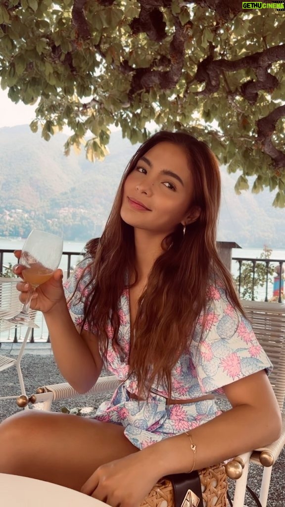Lovi Poe Instagram - How my husband…well, my fiancé back then 😉 takes snaps of me. I literally give him a 10 second window to take pictures every time as I wanna enjoy the moment…but of course he does this. 😜 Villa d'Este