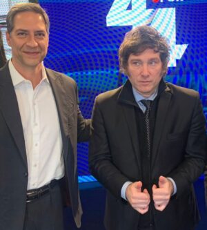 Luís Ernesto Lacombe Instagram - Não será fácil… O desafio é enorme… Boa sorte ao Javier Milei.
Viva la libertad, carajo!