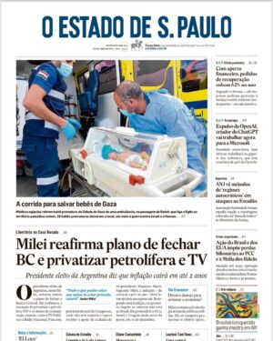 Luís Ernesto Lacombe Instagram - Aqueles que já foram os três principais jornais do país não deram destaque à morte de Cleriston Pereira da Cunha. O Globo fez pior: sequer deu a notícia. Não há nada no jornal carioca sobre a morte do detento da Papuda, nada. Na capa do Estadão, também nem uma linha, há apenas um terço de página no miolo do jornal. A Folha deu a notícia na primeira página, no pedaço menos importante dela, o canto mais baixo à direita… O jornalismo que se preocupa com quem será beneficiado ou prejudicado por uma notícia não é jornalismo…
Detido sem provas graves contra ele no 8 de janeiro, Cleriston enfrentava problemas de saúde. Em setembro, a PGR deu parecer favorável à soltura dele por conta disso, mas Alexandre de Moraes não deu bola…
Na primeira página de todos os jornais do país hoje, a manchete, em letras garrafais, deveria ser: QUEM VAI SER RESPONSABILIZADO PELA MORTE DO CLERISTON?