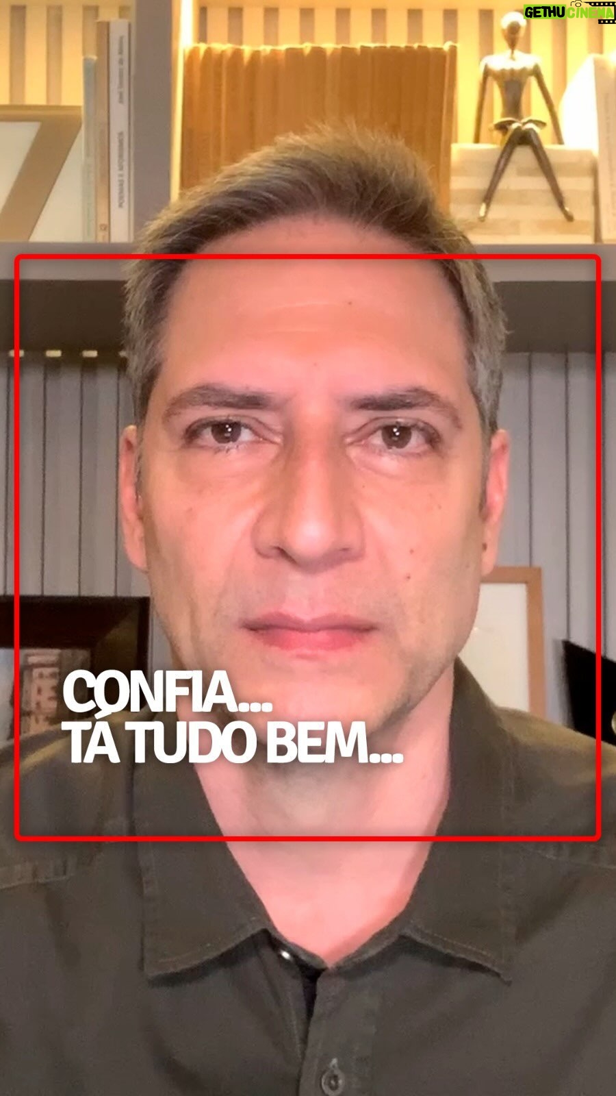 Luís Ernesto Lacombe Instagram - Os robozinhos do PT me cobram elogios ao Lula. Estou aqui, procurando incessantemente algo que possa ser elogiado. Qualquer coisa, não importa o setor, a área. Por enquanto, não encontrei... #canaldolacombe #canalluisernestolacombe #lacombe #luisernestolacombe #youtube #jornalismo #jornalista #gastança #PIB #taxadeinvestimentos #desemprego #queimadas #desmatamento #ianomâmis #dengue #Estado #dirigismoestatal #aplicativos #uber #99 #ifood