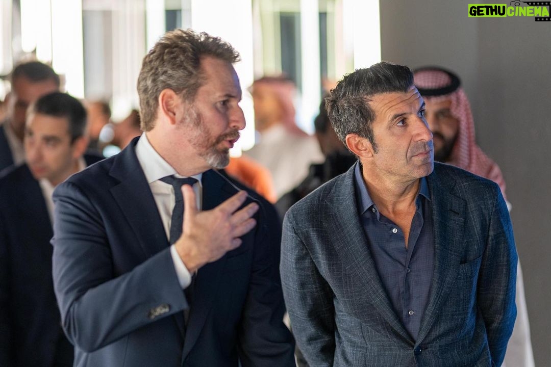 Luís Figo Instagram - It was a pleasure to inaugurate in Riyadh the GASTRO SPORT concept at @laliga29sriyadh, where you can share your passion for sport and gastronomy, and the new immersive museum with @legends_experience, The Home of Football.