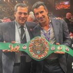 Luís Figo Instagram - Showtime !!! Great experience watching the thrilling the #BattleofTheBaddest in Riyadh. @tysonfury @francisngannou @laliga 💪🤘🥊 Riyadh, Saudi Arabia
