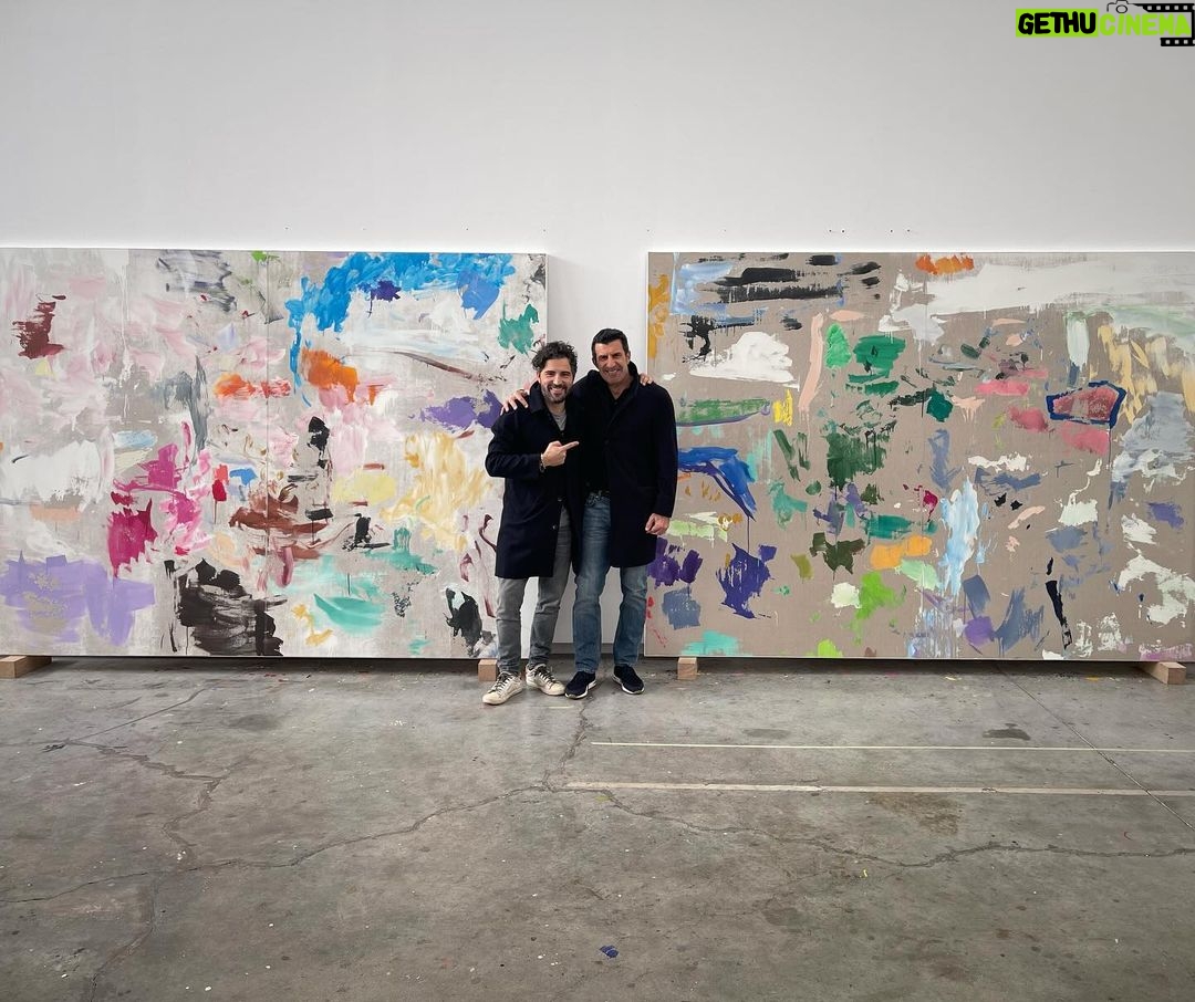 Luís Figo Instagram - Art day with my good friend @secundinohernandezstudio 👌🔝🎨