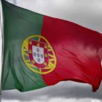 Luís Figo Instagram - Hoje é dia de Portugal, de Camões e da Língua Portuguesa! No dia 10 de junho, rendemos homenagem à nossa história, cultura e língua. É o dia de Portugal, de Camões e da Língua Portuguesa, e a Fundação Luís Figo celebra com orgulho esta data especial que é de todos nós! É através da educação que levamos a tantas crianças e jovens o conhecimento e a aprendizagem da história, da língua portuguesa e da nossa cultura, estimulando-os e criando para eles um futuro melhor, para que Portugal seja sinónimo e referência na igualdade de oportunidades para todas as crianças e jovens. Por um Portugal com um futuro risonho. Passa ao próximo Pass it on ___ Today is the Day of Portugal, Camões, and the Portuguese Language! On June 10th, we pay homage to our history, culture, and language. It is the Day of Portugal, Camões, and the Portuguese Language, and the Luís Figo Foundation proudly celebrates this special day that belongs to all of us! Through education, we bring knowledge and learning of history, the Portuguese language, and our culture to many children and young people, inspiring them and creating a better future for them, so that Portugal becomes synonymous with equal opportunities for all children and young people. For a Portugal with a bright future. Pass it on #flf #fundaçãoluisfigo #portuga #diadeportugal l #desporto #sports #health #saude #education #educação #socialintegration #integraçãosocial #crianças #children