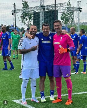Luís Figo Instagram - Champions league is always Unique and special 🤩 @uefa_official @championsleague