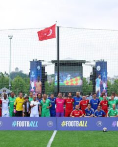 Luís Figo Instagram - Champions league is always Unique and special 🤩 @uefa_official @championsleague Instanbul Turkey