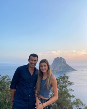 Luís Figo Instagram - Happy Birthday 19 stella love you so much ❤️ 
Keep always that smile 🎂🥂❤️