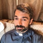 Luca Argentero Instagram - Attitude domenicale… #comeungattointangenzialeritornoacocciadimorto