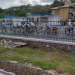 Luca Argentero Instagram - Ieri pomeriggio ho vissuto le emozioni del Giro d’Italia insieme al Regionale di Trenitalia. Gli atleti in sella alla bici e noi belli comodi, ma comunque sostenibili, a bordo del nuovo treno POP che consuma il 30% di energia in meno ed è fatto al 97% di materiali riciclabili. In pratica un treno super green e perfetto per chi ama pedalare, perché c’è spazio per portare la bici e persino le prese per ricaricare quelle elettriche. E poi puoi rilassati e goderti il panorama, come quello della splendida Liguria, mentre raggiungi più di 1700 destinazioni culturali, naturali e sportive. Quindi pronti, si parte! Ci vediamo sul Regionale. @trenitaliaregionale @elenasantarelli #TrenitaliaRegionale #TrenitaliaOfficialGreenCarrier #giro #OgniViaggioUnTraguardo #adv