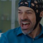 Luca Argentero Instagram - In questo apparente tristissimo #bluemonday vogliamo risollevarci il morale con una risata: rivediamo lo scherzo epico di DOC ad Enrico Sandri!!! ⚡️🤣 Una domanda ci sorge spontanea: @lucaargentero quanto c’è di scripted e quanto di tuo? 😁 💙 La prima puntata si #DOCNelleTueMani3 è disponibile su RaiPlay! 🤗 #DOC3 #LucaArgentero #GiovanniScifoni