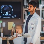 Luca Argentero Instagram - E con questa carrellata di foto dei nostri amati “doc”, vi auguriamo una buona visione. Stasera ultima imperdibile puntata di #DocNelleTueMani3. Tra pochissimo su Rai1 e RaiPlay. #DOC3