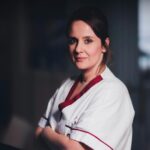 Luca Argentero Instagram - E con questa carrellata di foto dei nostri amati “doc”, vi auguriamo una buona visione. Stasera ultima imperdibile puntata di #DocNelleTueMani3. Tra pochissimo su Rai1 e RaiPlay. #DOC3