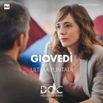Luca Argentero Instagram - Ve lo diciamo: noi non siamo assolutamente siamo pronti per affrontare il finale di stagione di #DOCNelleTueMani3: giovedì alle 21:30 su Rai1 ed in streaming su RaiPlay gli ultimi due imperdibili episodi! 😮‍💨🙏🏻💙 🔹 EPISODIO 15 – Quello che si deve fare Marzo 2011. Andrea è costretto a fare i conti con la malattia di Agnese, ma un’inaspettata notizia dall’America riaccende le speranze. In ospedale il neo-primario viene messo invece in difficoltà da un caso dalla diagnosi difficile, che costringerà qualcuno a un terribile compromesso. Nel frattempo, a Lorenzo viene affidato il signor Gianfranco, un paziente arrivato da una RSA a cui è stato prescritto un medicinale in dosi eccessive. 🔹 EPISODIO 16 – Liberi In reparto è arrivato il momento della verità. Mentre Federico affronta il suo ultimo giorno all’Ambrosiano e Martina prende una decisione che lascia di stucco il resto della squadra, Doc deve fare i conti con la verità che Agnese gli ha raccontato e che l’ha costretto a cambiare prospettiva sul suo passato. È convinto che non possa andare peggio di così almeno fino a quando viene ricoverata una persona davvero speciale. Tutti gli episodi andati in onda sono disponibili su RaiPlay! 😊 #DOC3 #finaledistagione #ultimapuntata #LucaArgentero #SaraLazzaro #MatildeGioli #PierpaoloSpollon #MarcoRossetti #GiovanniScifoni #ElisaDiEusanio #GiacomoGiorgio #ElisaWong #MartinaCravedi #JanMichelini #MatteoOleotto #NicolaAbbatangelo #FrancescoArlanch #ViolaRispoli #LuxVide #Rai1 #RaiPlay #RaiFiction #bestseries #serietv