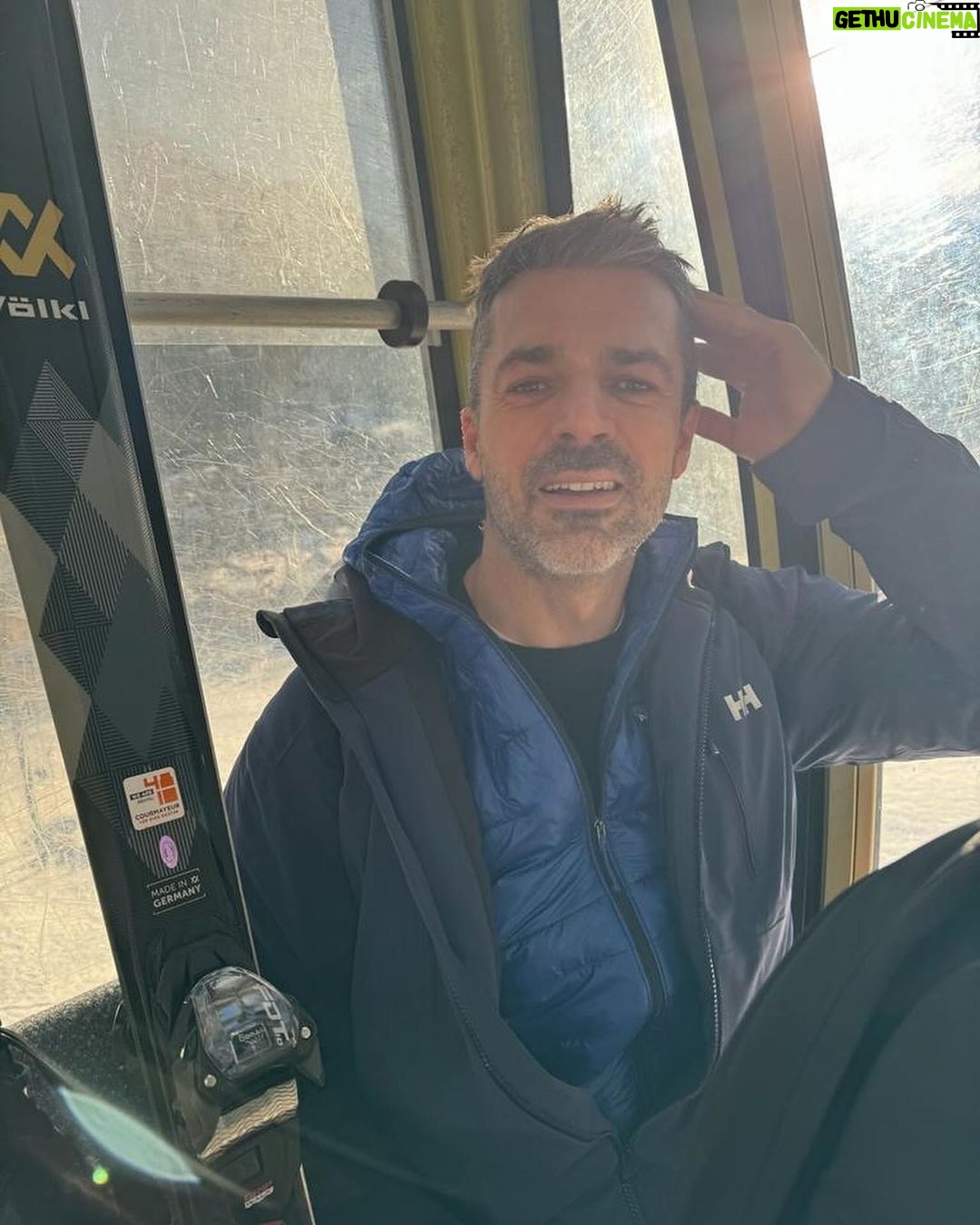 Luca Argentero - 115.8K Likes -
