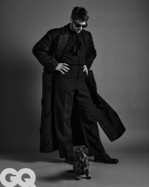 Lucas Bravo Instagram - Thank you @gqitalia 

Interview : @blanchemcl 
Photographer: @meimoonc
Videographer: @simoneyangofficial
Styling: @chiaraspen @persol
Hair: @eduardobravohair
Makeup: @makeupbykellymcclain