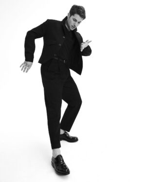 Lucas Bravo Instagram - Thank you @instylemagazine 

Writer: @jennabrillhart
Photographer: @jonnymarlow
Styling: @mjonf
Grooming: @jamie_grooming