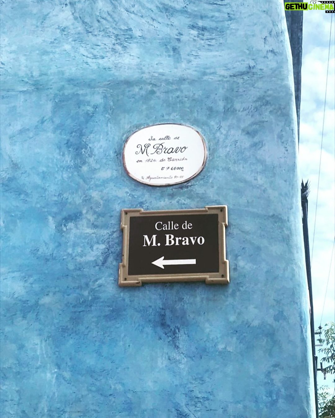 Lucas Bravo Instagram - Curse of the contemporary.