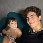 Lucas Burgatti Instagram - Ganhei um presente que foi contracenar com esse elenco incrível e poder curtir muito durante um mês e meio de gravação que passou rápido demais por sinal. O filme está lindo graças a todo esse time. E obrigado @panoramica_filmes por confiar a mim esse personagem tão incrível que pude viver ❤️ Diggy e @tudoporumpopstar2 vem aí pessoal 🎸🎬🪩