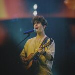 Lucas Burgatti Instagram - Não sou de pedir nada, mas coloca aí qual é sua música do momento 👇🏼🎵