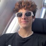 Lucas Burgatti Instagram - Fone, avião, céu… 🤌🏼