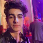 Lucas Burgatti Instagram - ÚLTIMO CAPÍTULO de tantas aventuras ao lado de vocês ❤️🥹 Foi incrível dividir essas experiências com esse elenco incrível 😍 Viva @polianamocaoficial. Separei alguns momentos dos últimos dias de gravação 😮‍💨