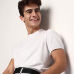 Lucas Burgatti Instagram - Com fé em Deus e o otimismo que sempre tive em mim, sei que o melhor está a caminho 🙏🏼🙌🏼