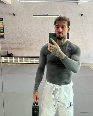 Lucas Lucco Instagram - Como foi a semana aí?