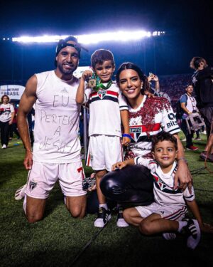 Lucas Moura Instagram - Meu maior troféu! ❤️