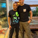 Lucas Moura Instagram - Hoje completamos 6 anos de parceria! Muito grato a DEUS pela tua vida, com certeza eu não seria o atleta que sou hoje sem você. Muito obrigado big, você é fera! 💪🏽 #treino #fisio #foco
