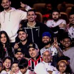 Lucas Moura Instagram - Um pouco mais sobre o nosso último domingo, com direito a comemoração de aniversário! 🥳 O @lucasmoura7, apoiador do projeto, presenteou nossas crianças com uma visita incrível ao Estádio do Morumbi. Uma delas, o Kawan, nunca tinha ido em um estádio, e graças a esse presente teve um aniversário em grande estilo, com toda a torcida cantando! Quer nos ajudar a transformar a história de mais crianças? Conheça e faça parte do projeto Play Higher. ⚽ @monteirofoto 📸 #playhigher #futebolcomproposito São Paulo, Brazil