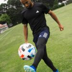 Lucas Moura Instagram - Você disse velocidade? ⚡ Acelerando os trabalhos com a nova X Crazyfast edição Marine Rush. 🌊 #adidasFootball