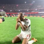 Lucas Moura Instagram - Só quem é MUITO São Paulo entende esse sentimento! #VamosSãoPaulo 🇾🇪