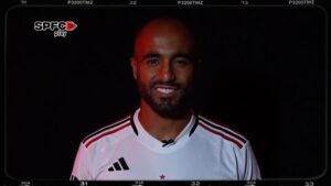 Lucas Moura Instagram - Ele respondeu ao coração.

@lucasmoura7 voltou para casa.

#RespondeAoCoração ♥️🤍🖤
#VamosSãoPaulo 🇾🇪
