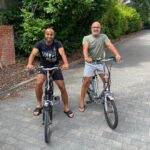 Lucas Moura Instagram - Opaa mais uma primavera heim meu patrão?! Glória a DEUS! Feliz aniversário pai, que o nosso Criador te encha de saúde, paz e sabedoria. Te amo muito! E vamos que vamos que tem muita coisa pra gente comemorar ainda. 🎈🎂 🙏🏽