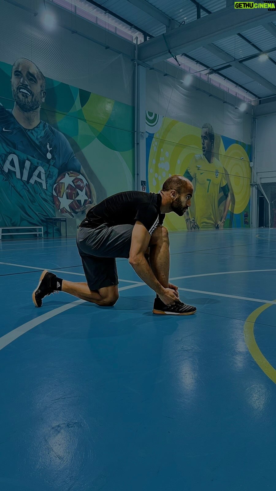 Lucas Moura Instagram - 🚀🏃🏾♂️💪🏽🥵 @taiomarques 🎥 @rafaelmgm1 #L7LIFECLUB #Treino #Foco @adidasfootball L7 LIFE CLUB
