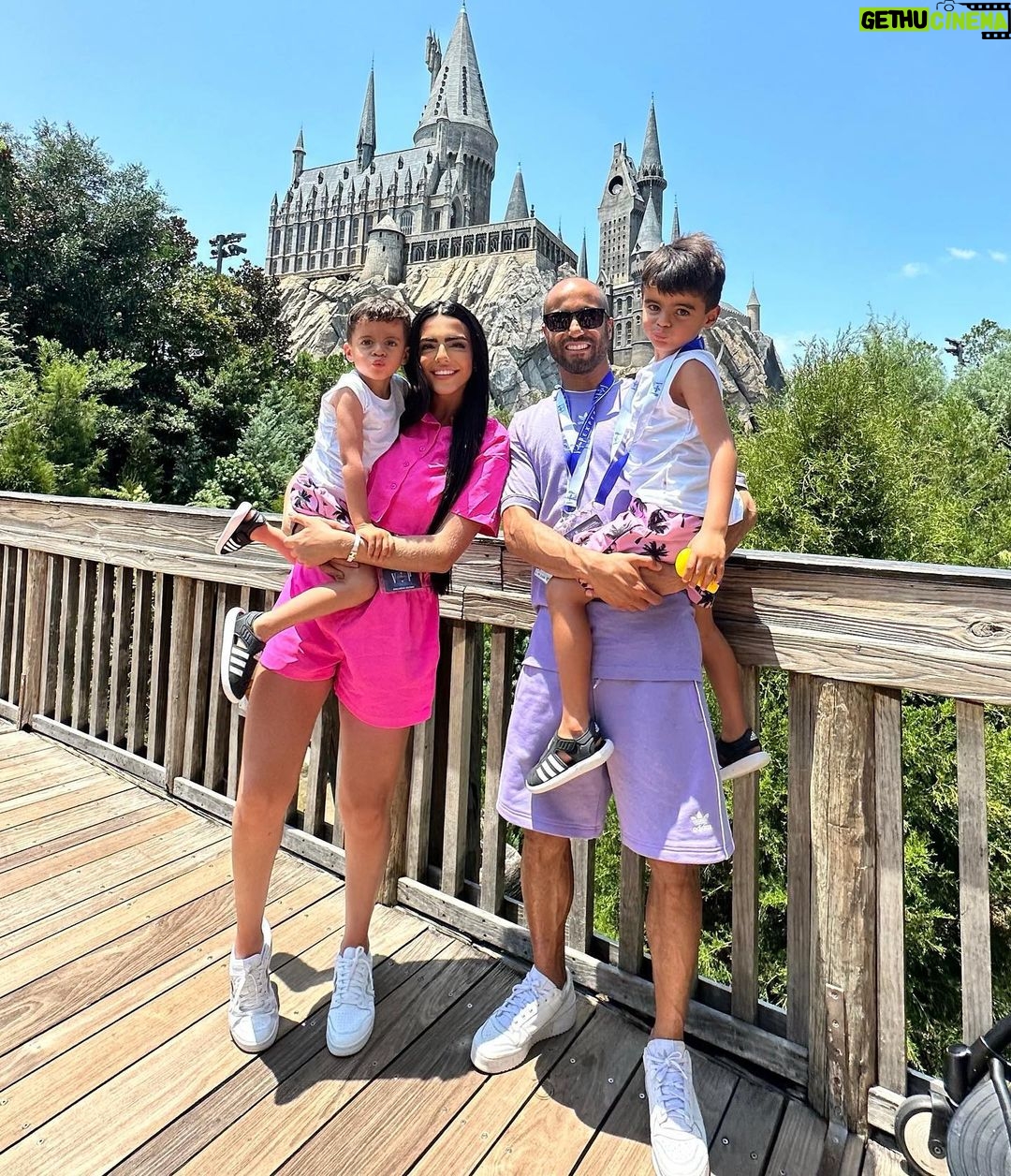Lucas Moura Instagram - Universal Studios day 🎢😁☀️#yesterday #ferias #EUA #parque @universaldestinationsbrasil Universal Studios Florida