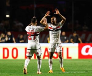 Lucas Moura Instagram - OBRIGADO JESUS! ❤️🤍🖤