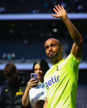 Lucas Moura Instagram - I can’t believe it’s time to say goodbye. I don’t have the words to explain how grateful I am for having had the opportunity to defend this badge. Thank you very much Spurs family, God bless you all. I will always love you. 😢🤍 #COYS #ThanksJESUS