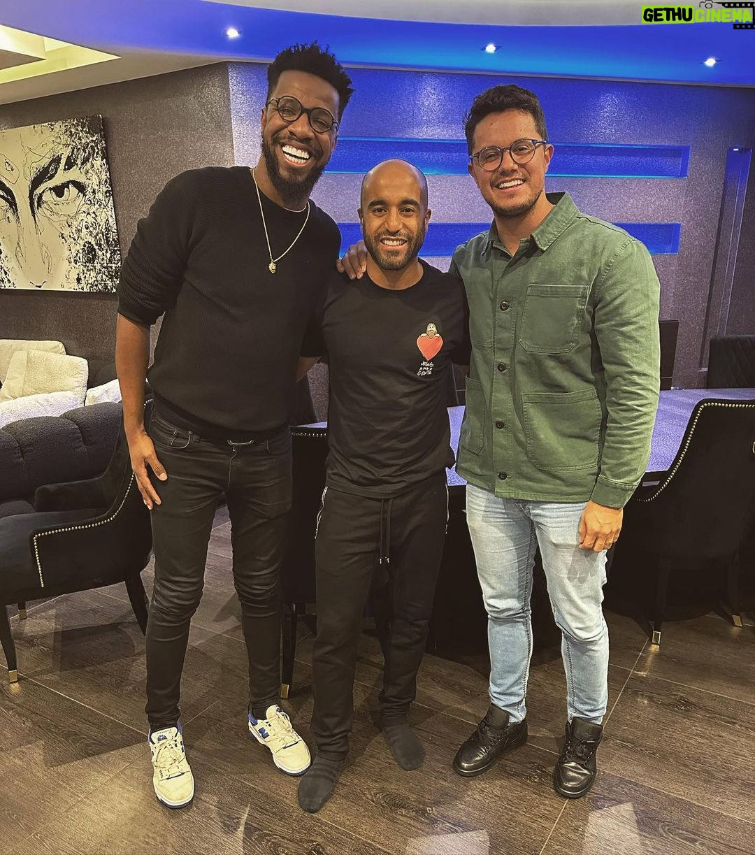 Lucas Moura Instagram - É sempre uma bênção estar com vocês. Que vocês continuem exalando JESUS por onde passarem!