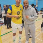 Lucas Moura Instagram - Prazer enorme em acompanhar de perto nossa seleção de futsal. Uma modalidade que sou apaixonado, que fez parte da minha formação, me ajudou e me ajuda muito na minha carreira. Estarei sempre na torcida por esse esporte. Obrigado pelo carinho rapaziada, vocês são monstros! 🇧🇷 #futsal #futeboldesalão #seleçãobrasileira #craques #amistoso #Londres