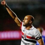 Lucas Moura Instagram - Glória a DEUS! Melhor maneira de começar a temporada. Parabéns rapaziada, grande estréia. Obrigado torcedor pelo apoio de sempre. Vamos todos juntos! Que DEUS nos abençoe. #ObrigadoJESUS #SãoPauloéSentimento #EuAmoEstarAqui