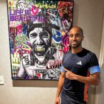 Lucas Moura Instagram - Que trabalho incrível @frameartbrasil! Muito obrigado por essa lembrança maravilhosa da conquista mais marcante da minha carreira. Que DEUS te abençoe. #arte #3D #campeão #copadobrasil
