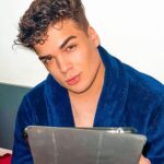 Lucas Santos Instagram – alguém pra assistir um filmezinho comigo nesse frio? 👀🔥