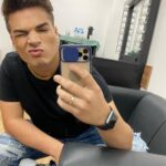 Lucas Santos Instagram - aviso as formigas, o docinho chegou 😜