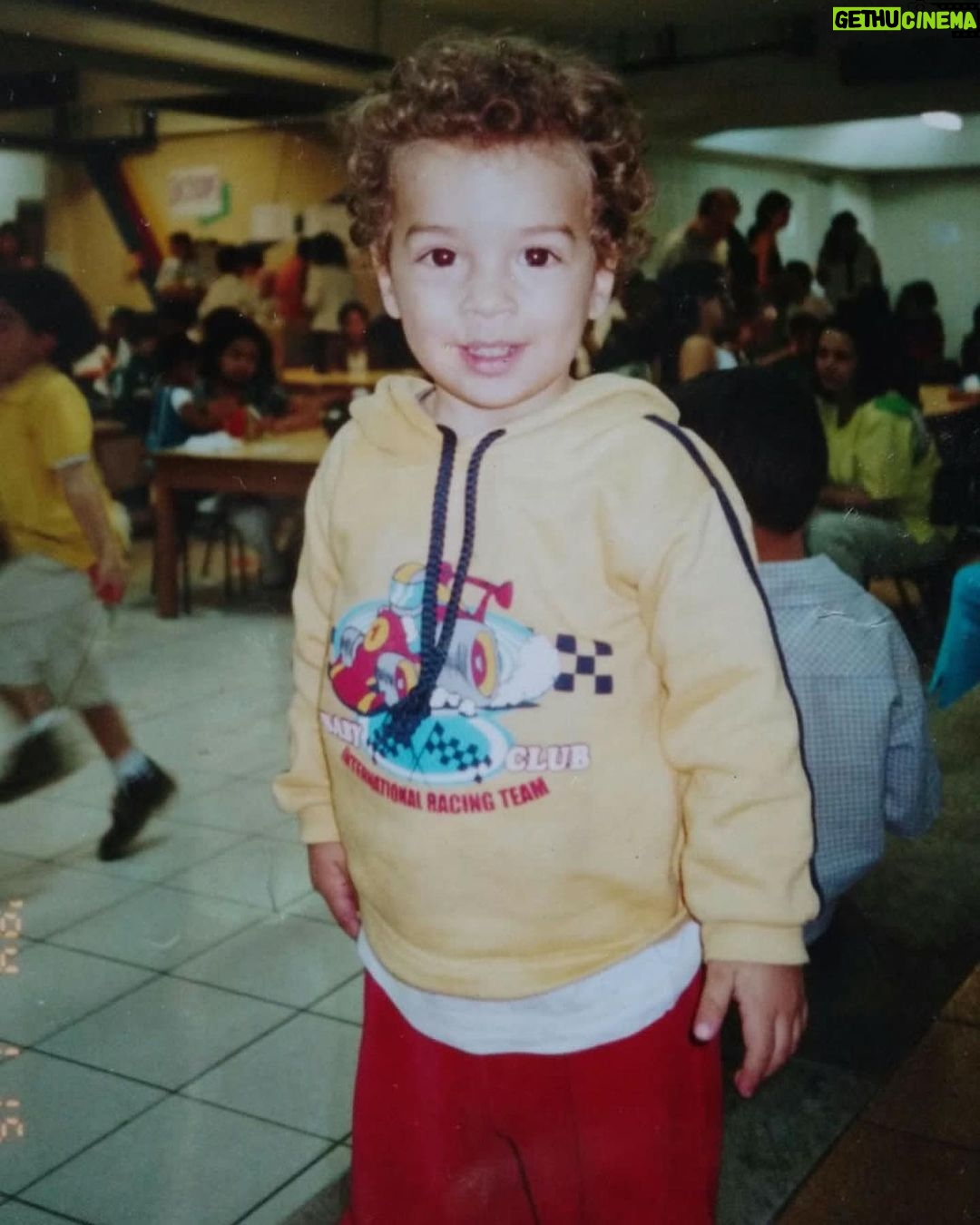 Lucas Santos Instagram - Hoje é o dia das crianças, e nós trouxemos o Little Luquinhas para desejar um feliz dia a todas as crianças, repleto de muito amor e brincadeiras! Celebrar a infância é também reviver seus melhores momentos. ❤ #DiadasCrianças #TeamLucas #afazenda