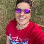 Lucas Santos Instagram - na dúvida postei as duas mesmo hahaha, qual vc gostou mais 1 ou 2 ? 😎👀
