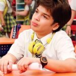 Lucas Santos Instagram - postando essas de #tbt pra celebrar a volta da novela que uniu a família brasileira. Carrossel retornará as telinhas a partir das 12h 🥳❤️ #EternamenteCarrossel