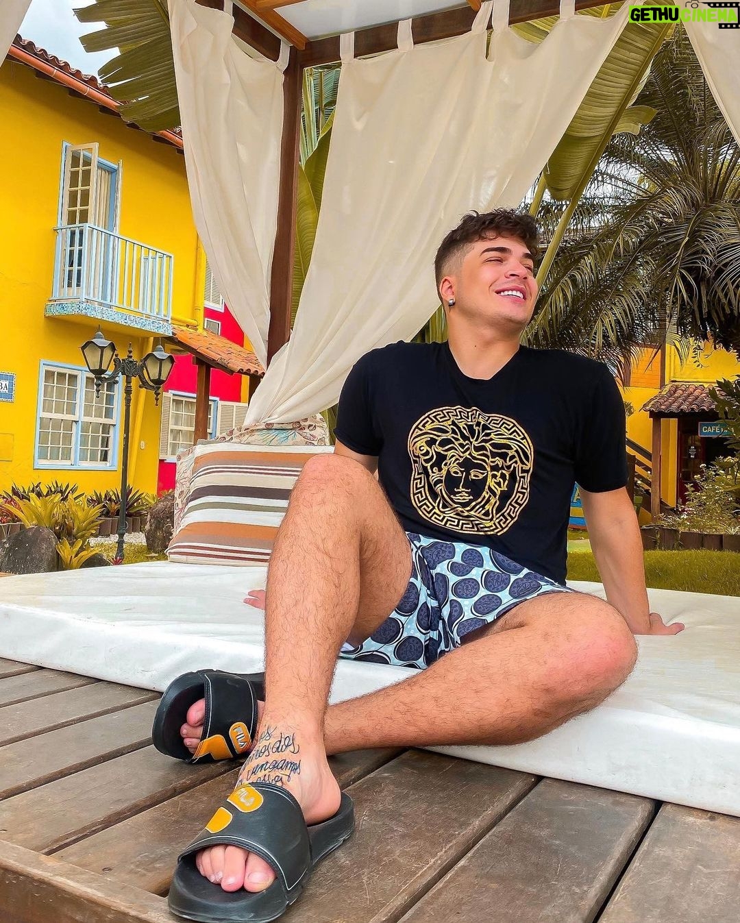 Lucas Santos Instagram - mais um dia de hotel da vava ta começando fio 🔥🥳 Paraty, Rio de Janeiro, Brazil