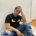Lucas Santos Instagram - jogador caro 🤪 deixa seu boa noite 🥰❤️