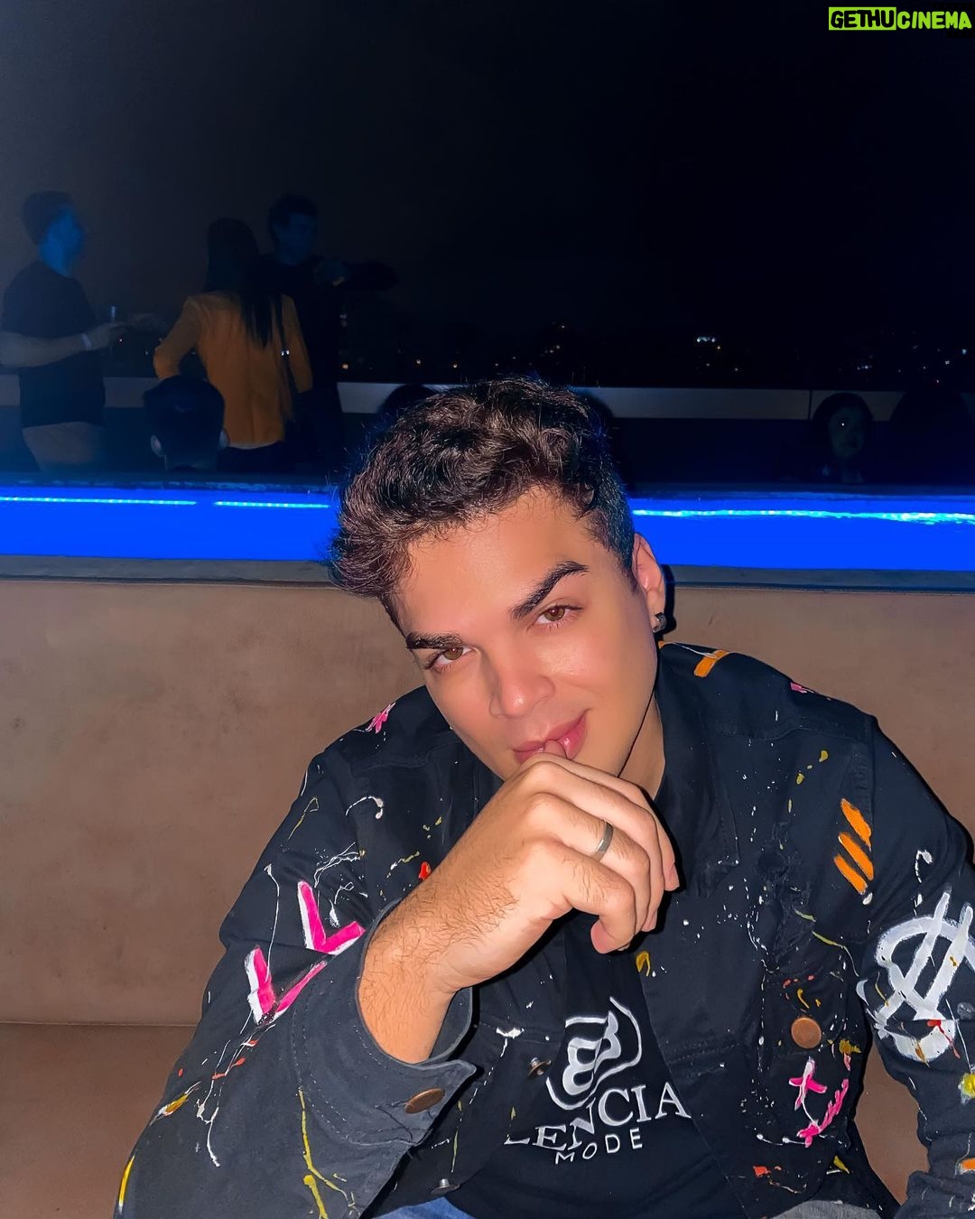 Lucas Santos Instagram - live a life that you will remember ✨🚀